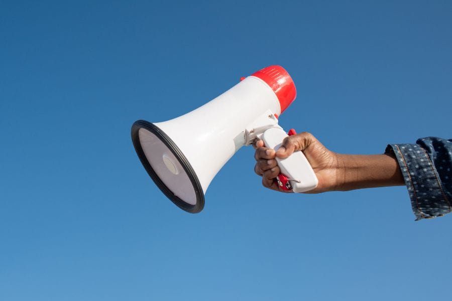 Ações para a educação das relações étnico-raciais: a impreterível responsabilidade individual e coletiva das pessoas brancas no Brasil